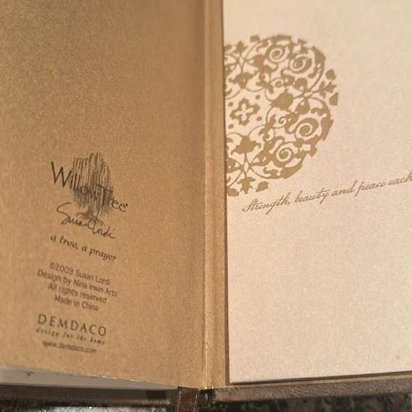 Willow Tree Tall Carved Figure Love of Nature - Picture 6 of 9